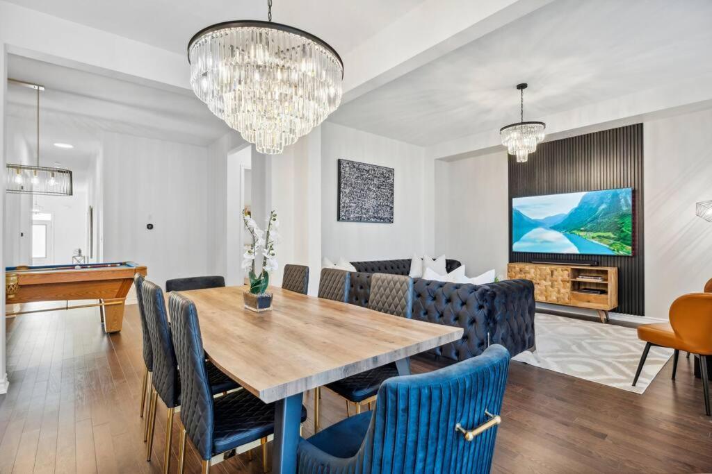 Barrie Luxe, Pool Table 6 Bedroom 6 Ba Custom Design A+ Location Exteriér fotografie