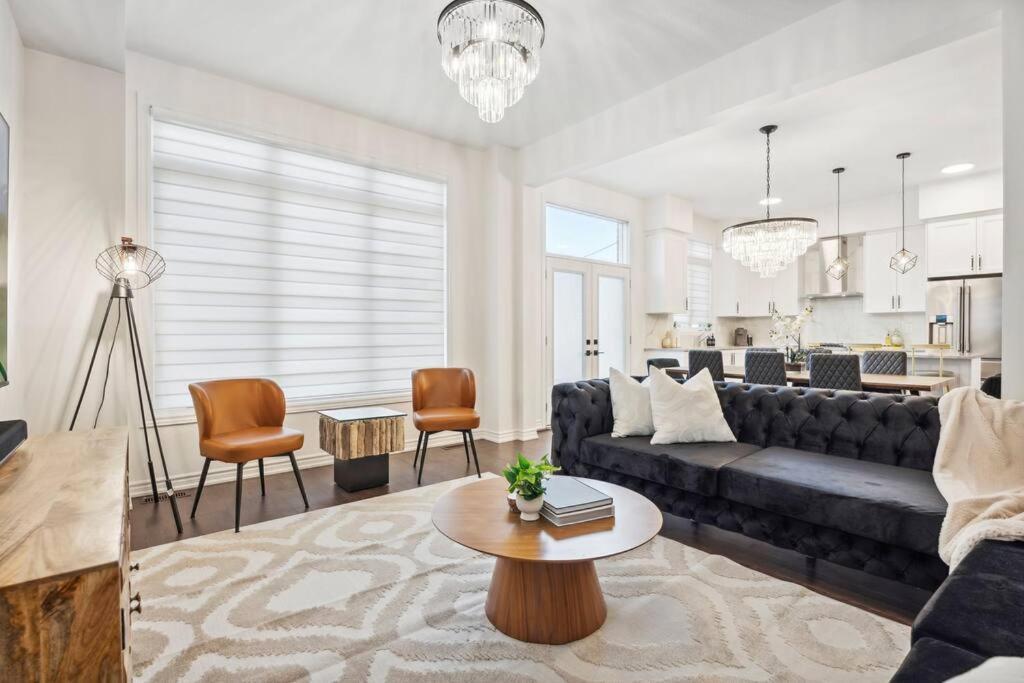 Barrie Luxe, Pool Table 6 Bedroom 6 Ba Custom Design A+ Location Exteriér fotografie