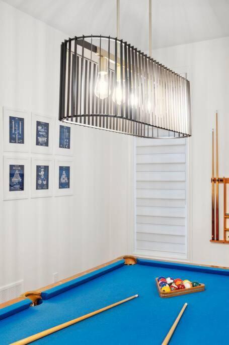 Barrie Luxe, Pool Table 6 Bedroom 6 Ba Custom Design A+ Location Exteriér fotografie